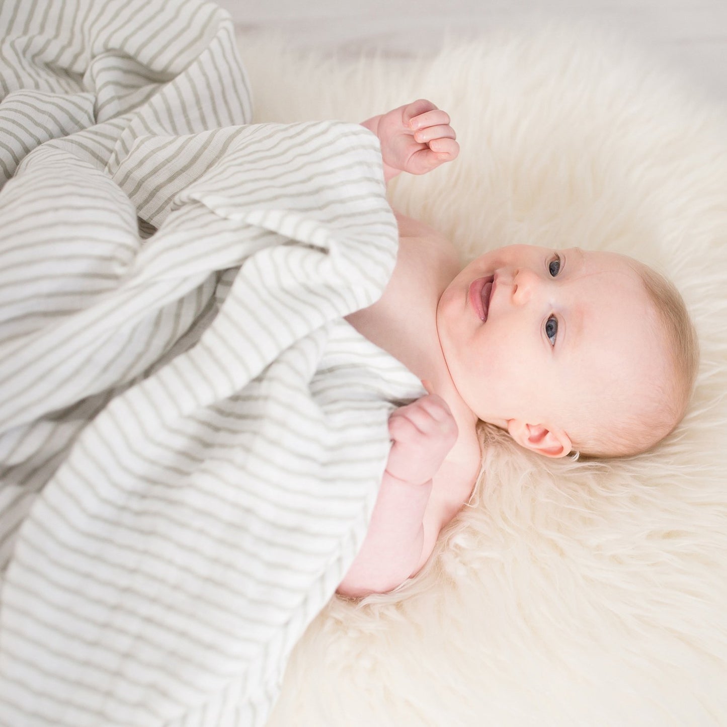 Baby: Organic Muslin Swaddle Blanket - Stripes