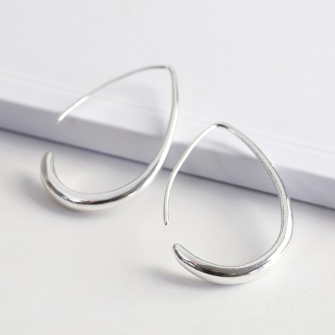 Jewellery: Ladies' Silver Plated Teardrop Earrings